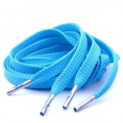 Плоские голубые шнурки с металлическими наконечниками