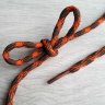 Рельефные оранжево-коричневые шнурки