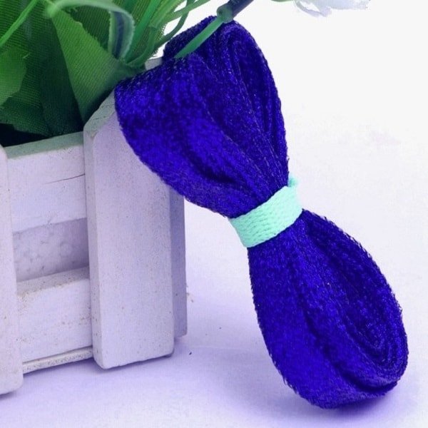 Блестящие синие шнурки